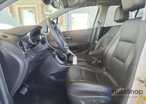 2021 Chevrolet Trax 1Lt из США, поврежденный, VIN KL7CJLSBXMB331752